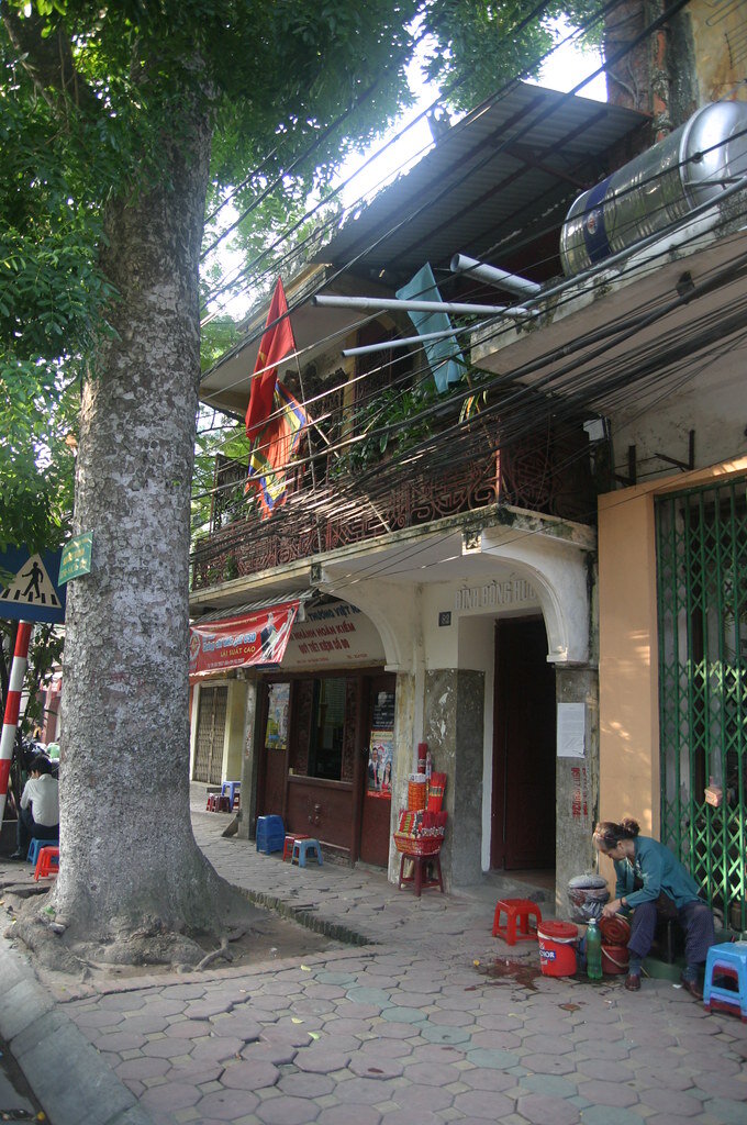 Learn Đền Đông Hương’s legacy with expert insights